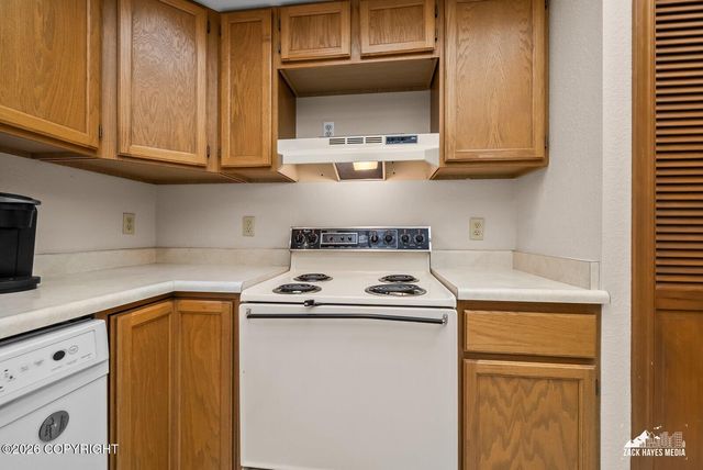 14399 Canyon Road, Anchorage, AK 99516