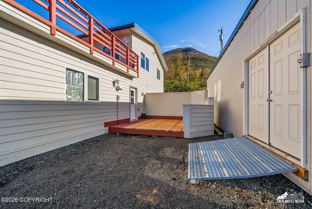 14399 Canyon Road, Anchorage, AK 99516