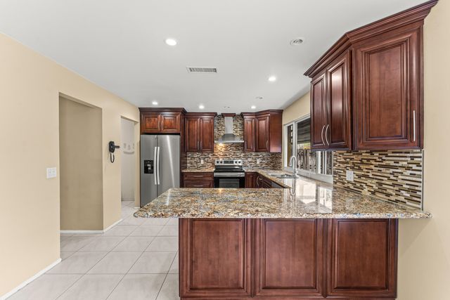 8821 NW 3rd Street, Pembroke Pines, FL 33024