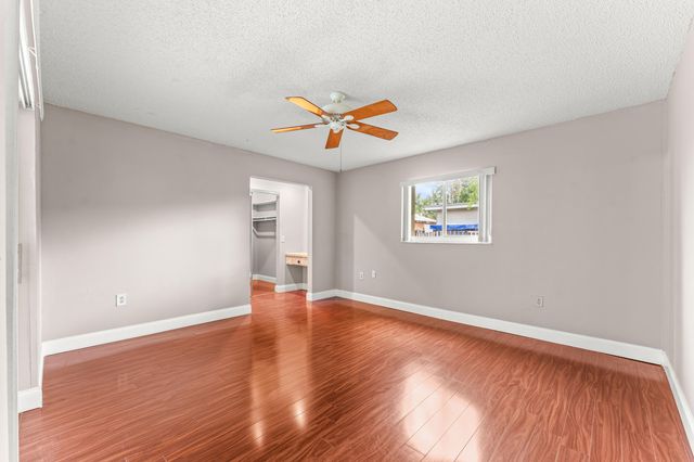 8821 NW 3rd Street, Pembroke Pines, FL 33024