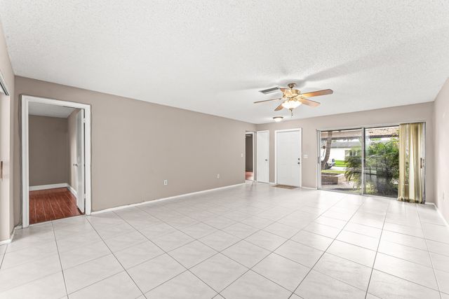 8821 NW 3rd Street, Pembroke Pines, FL 33024