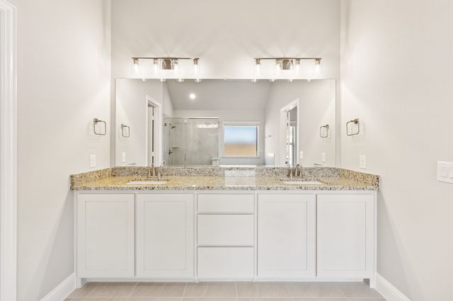 2114 Redding Drive, Mansfield, TX 76084