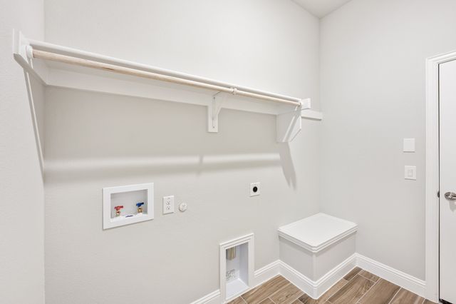 2114 Redding Drive, Mansfield, TX 76084