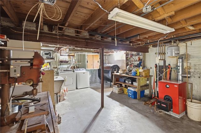 12 Hemlock Avenue, Cranston, RI 02910