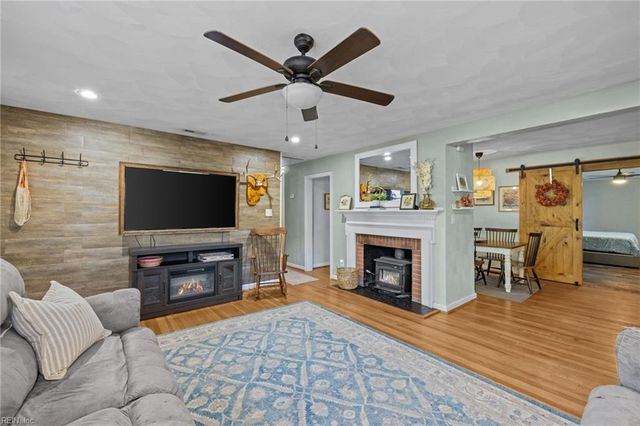 1313 Burlington RD, Virginia Beach, VA 23464