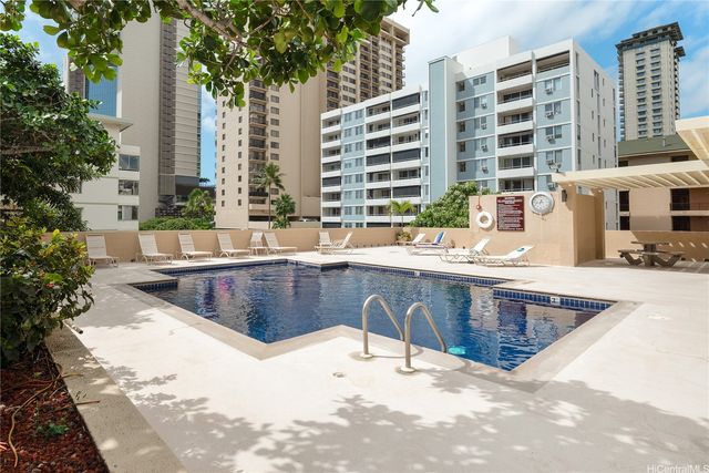 430 Lewers Street 3005, Honolulu, HI 96815