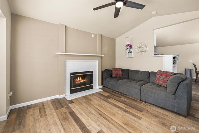 24501 234th Way SE, Maple Valley, WA 98038