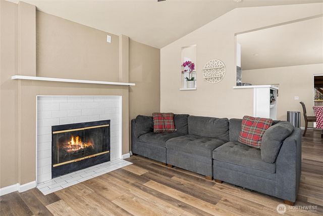 24501 234th Way SE, Maple Valley, WA 98038