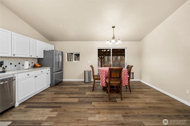 24501 234th Way SE, Maple Valley, WA 98038