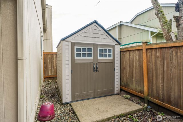 24501 234th Way SE, Maple Valley, WA 98038