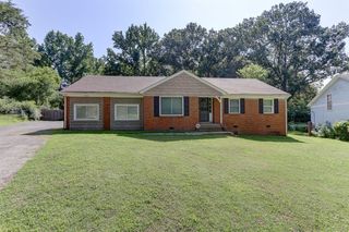 2880 CAVERN DR, Memphis, TN 38128