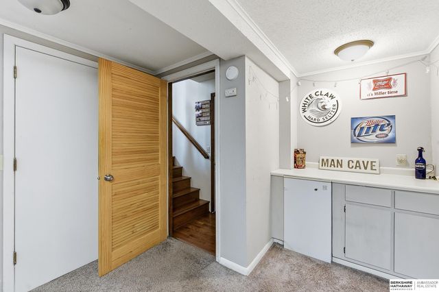 15183 T St, Omaha, NE 68137