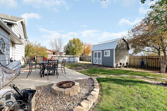 1613 E Horizon Dr, Derby, KS 67037