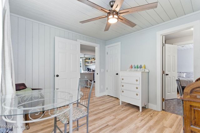 415 Carolina Beach Avenue N, Carolina Beach, NC 28428