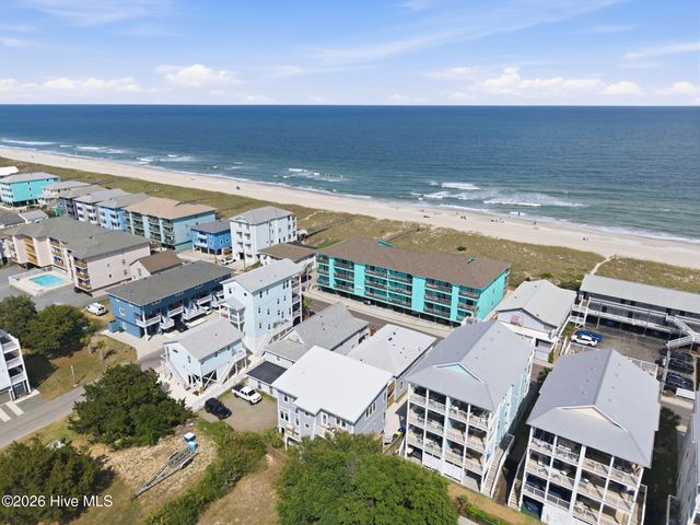 415 Carolina Beach Avenue N, Carolina Beach, NC 28428