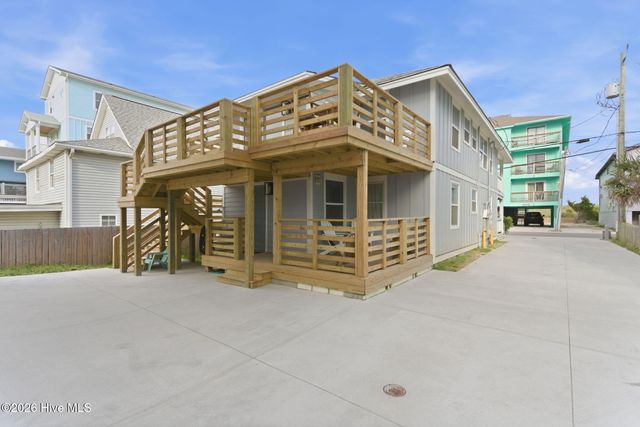 415 Carolina Beach Avenue N, Carolina Beach, NC 28428