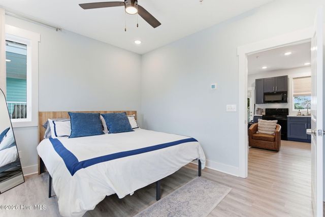 415 Carolina Beach Avenue N, Carolina Beach, NC 28428