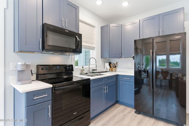415 Carolina Beach Avenue N, Carolina Beach, NC 28428