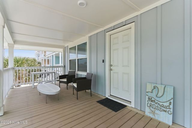 415 Carolina Beach Avenue N, Carolina Beach, NC 28428
