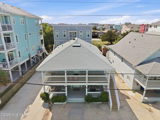 415 Carolina Beach Avenue N, Carolina Beach, NC 28428