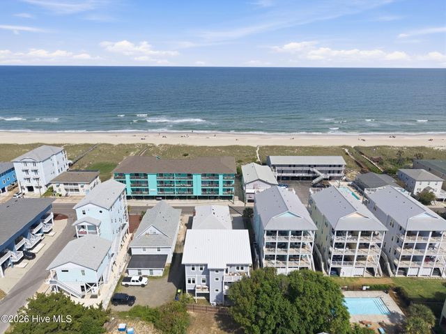 415 Carolina Beach Avenue N, Carolina Beach, NC 28428