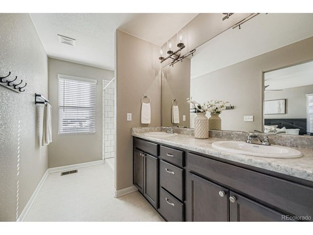 868 Audubon Peak Dr, Erie, CO 80516