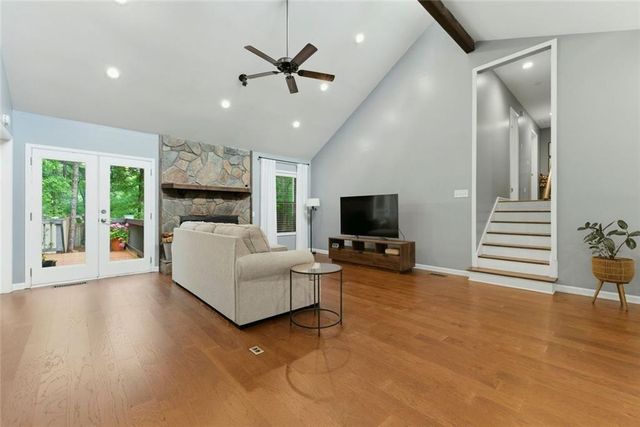 3962 N Indian Circle NW, Kennesaw, GA 30144