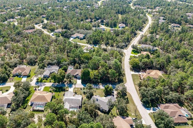 2 Ipomoea Court, Homosassa, FL 34446