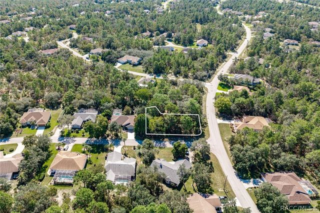 2 Ipomoea Court, Homosassa, FL 34446