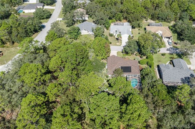 2 Ipomoea Court, Homosassa, FL 34446
