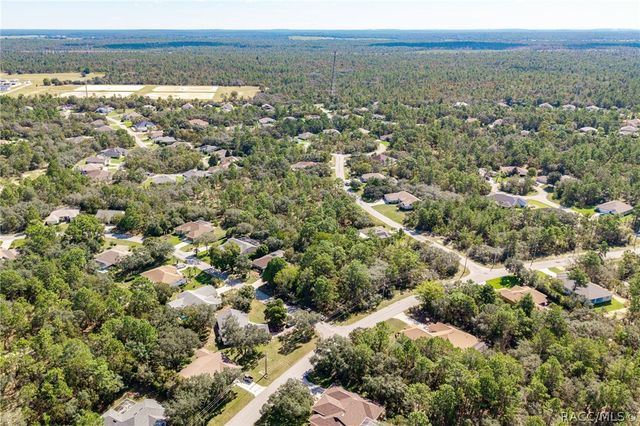 2 Ipomoea Court, Homosassa, FL 34446