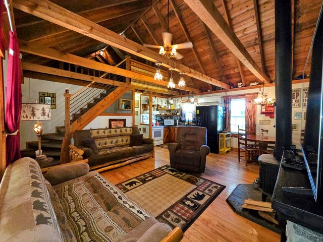 854 Rizzitello Lane, Blairsville, GA 30512