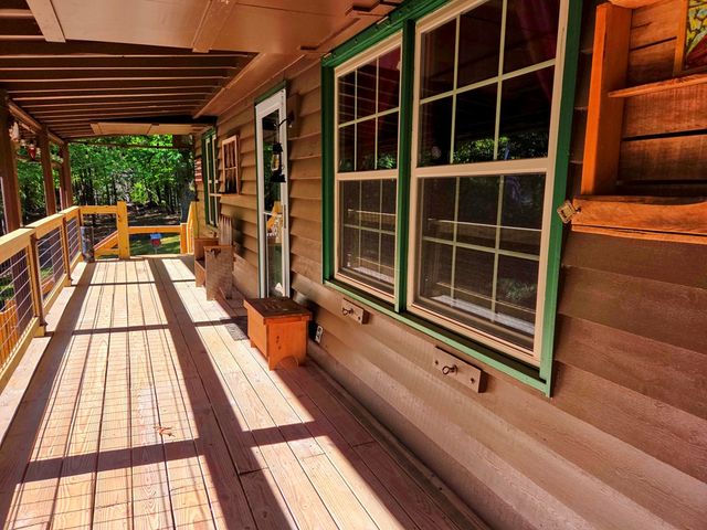 854 Rizzitello Lane, Blairsville, GA 30512