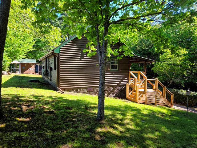 854 Rizzitello Lane, Blairsville, GA 30512