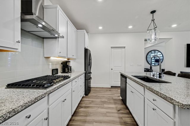 7196 DEER COVE Court, Las Vegas, NV 89113
