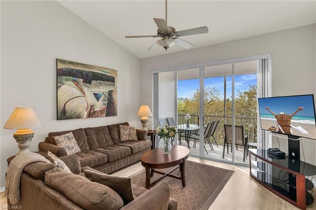 8335 Whisper Trace WAY 205, Naples, FL 34114