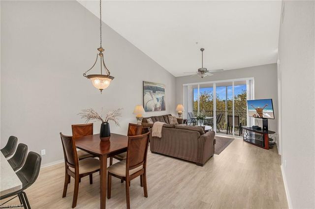 8335 Whisper Trace WAY 205, Naples, FL 34114