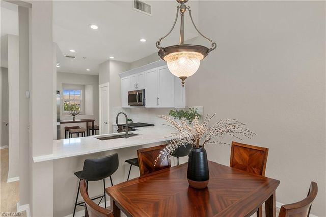 8335 Whisper Trace WAY 205, Naples, FL 34114