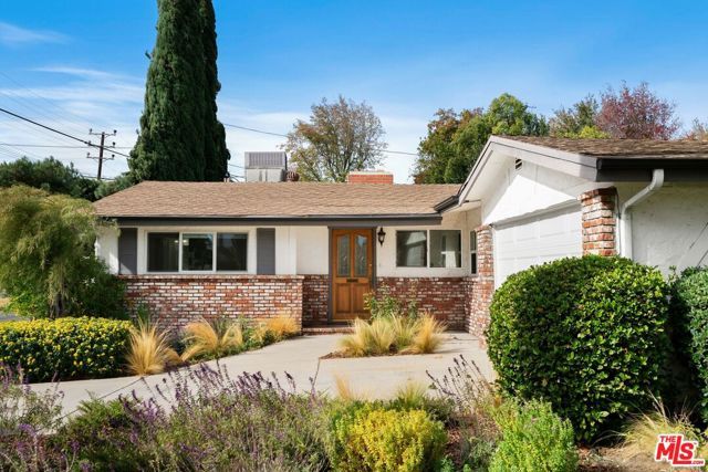 5211 Allott Avenue, Sherman Oaks, CA 91401