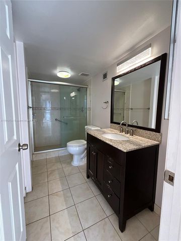 600 NE 36th St 817, Miami, FL 33137