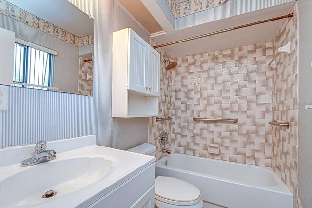 8313 JACKSON SPRINGS ROAD, Tampa, FL 33615