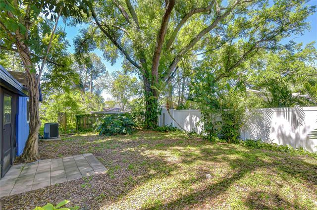 8313 JACKSON SPRINGS ROAD, Tampa, FL 33615