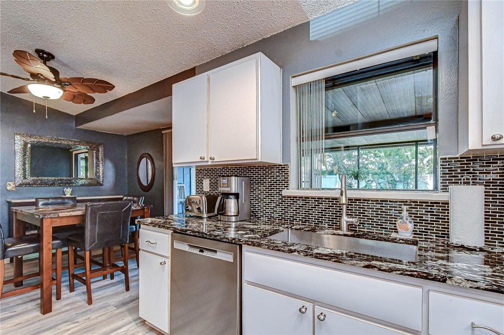 Image 8 of property listing at 8313 JACKSON SPRINGS ROAD, Tampa, FL 33615