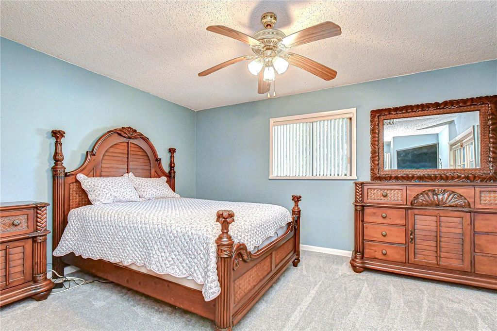 Image 10 of property listing at 8313 JACKSON SPRINGS ROAD, Tampa, FL 33615