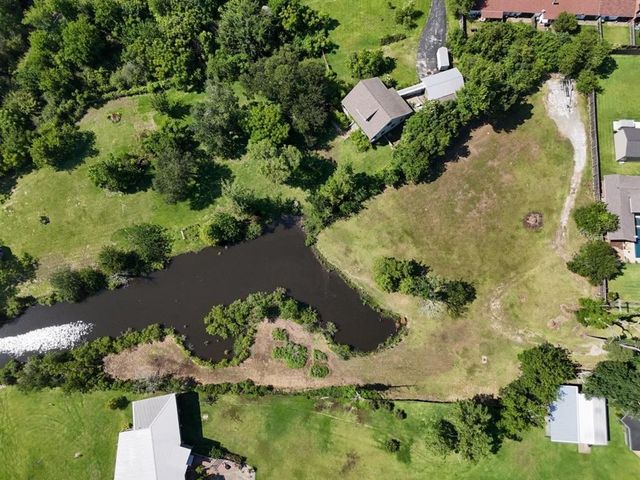 1040 Holly Street, Lake Charles, LA 70601