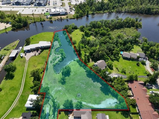 1040 Holly Street, Lake Charles, LA 70601