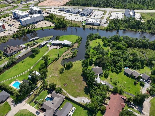 1040 Holly Street, Lake Charles, LA 70601