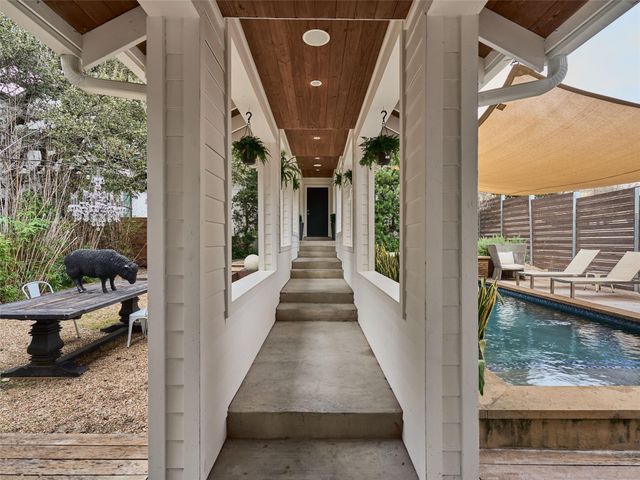 1705 Newning Ave, Austin, TX 78704