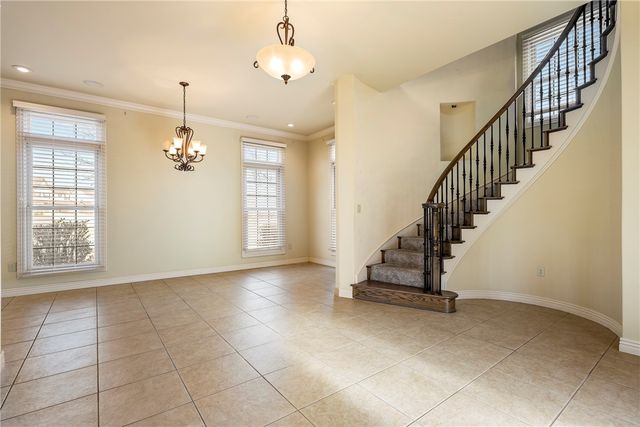 2700 S Everest Avenue, Rogers, AR 72758