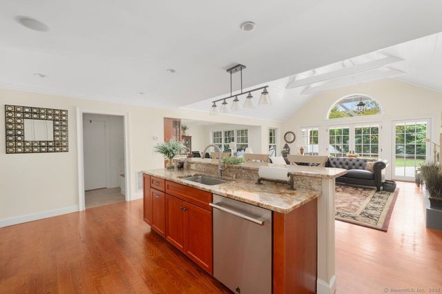 53 Westwood Drive, Groton, CT 06340